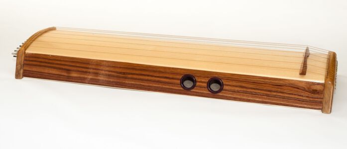 Körpermonochord aus "Canarywood" (Tarara amarilla)
