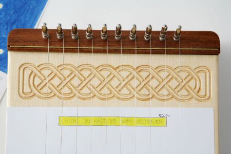 Blick auf die "Zierzeile" - Keltischer Knoten