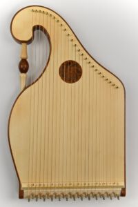 Variation Basstischharfe