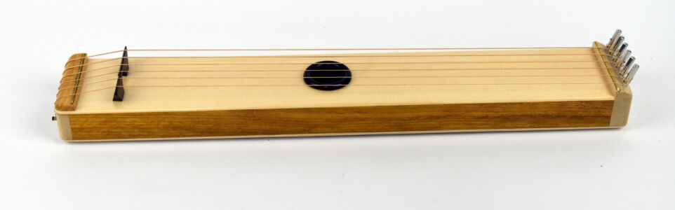 Salvaphon-Zargen aus Canary-Wood